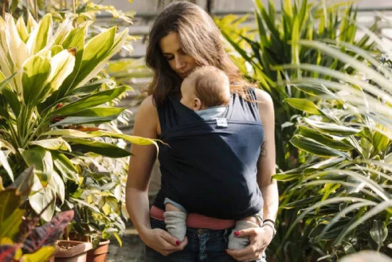 Babywearing in estate: come fare per “sopravvivere”?