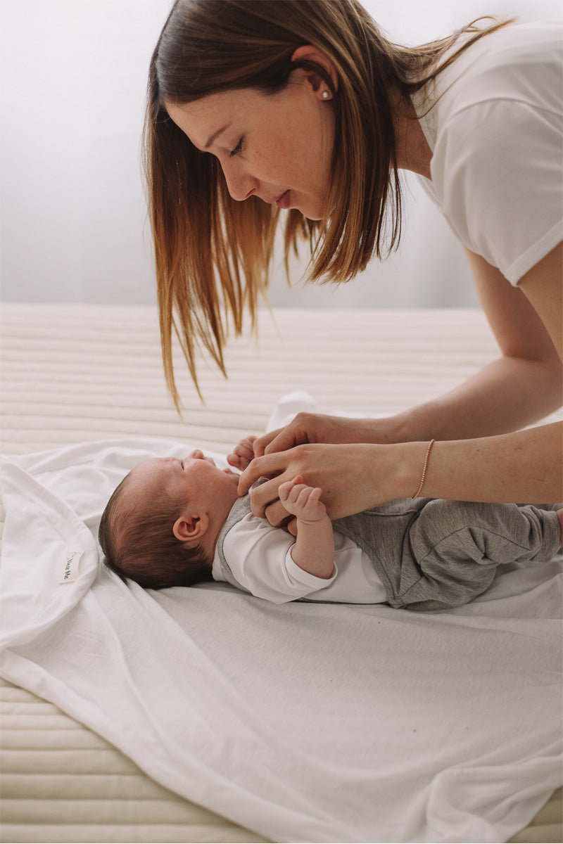 Salopette in cotone per neonato e neonata