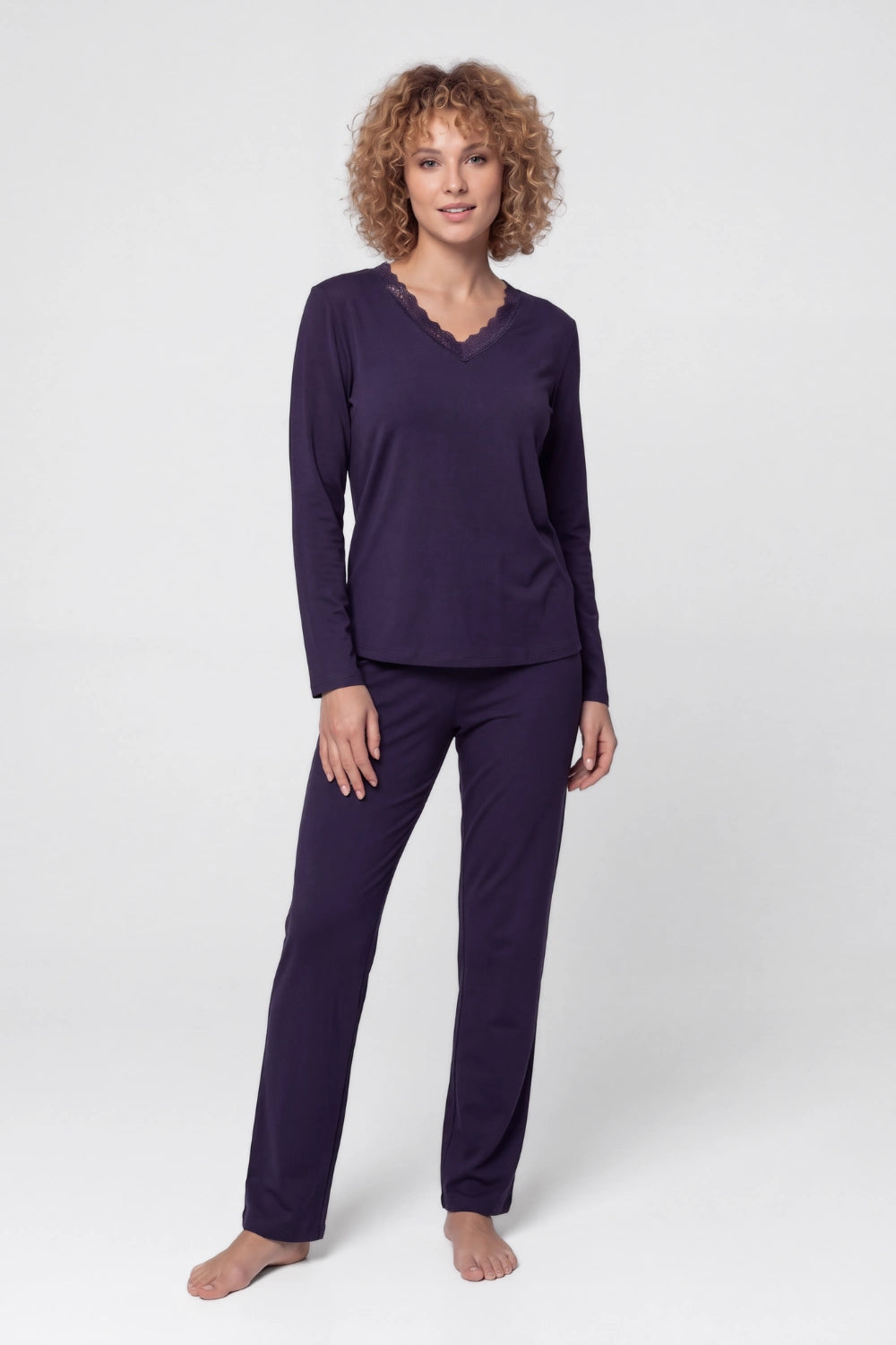 Pigiama bamboo donna con scollo a V e pizzo
